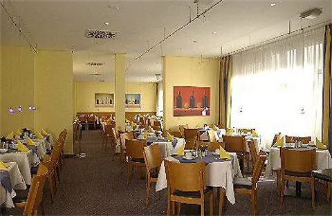 Ghotel Hotel & Living Muenchen-Zentrum 3*, Munich Germany