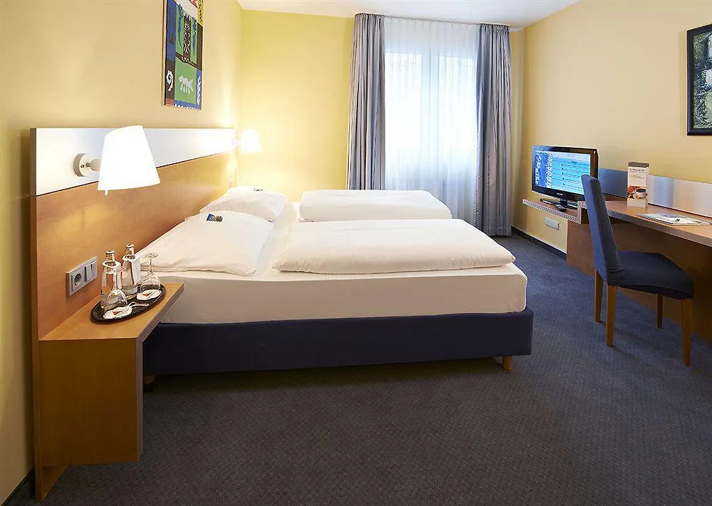 Ghotel Hotel & Living Muenchen-Zentrum 3*, Mnichov Německo
